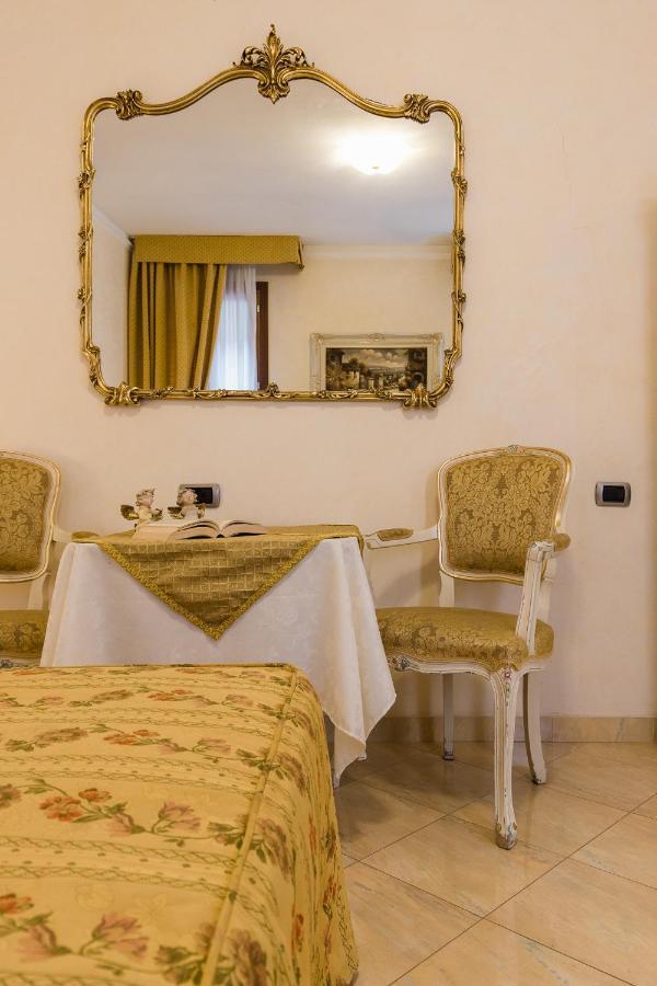 ונציה Angeles Inn מראה חיצוני תמונה