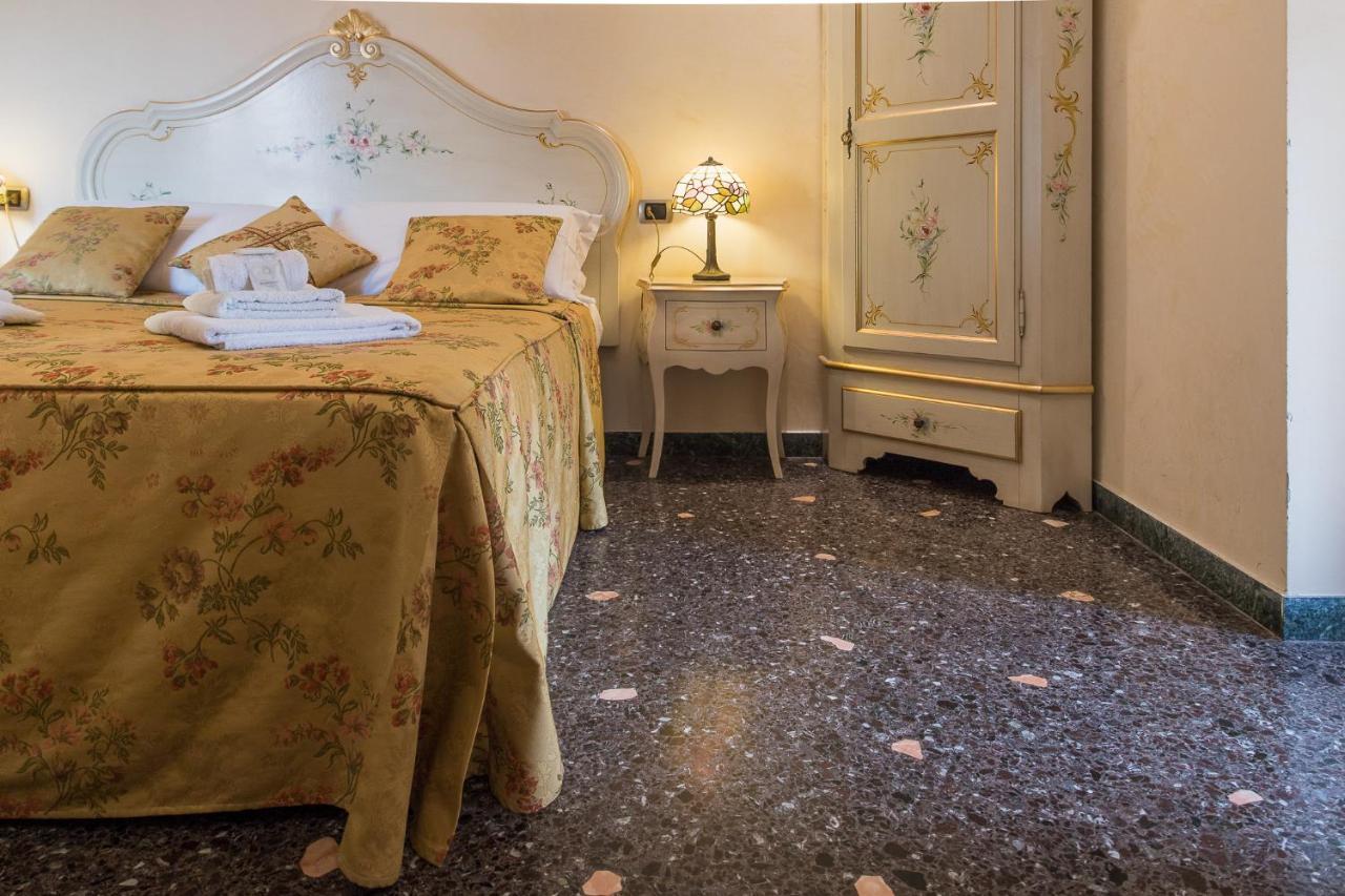 ונציה Angeles Inn מראה חיצוני תמונה